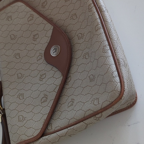 Christian Dior bag with adjustable strap - Picture 4 of 16